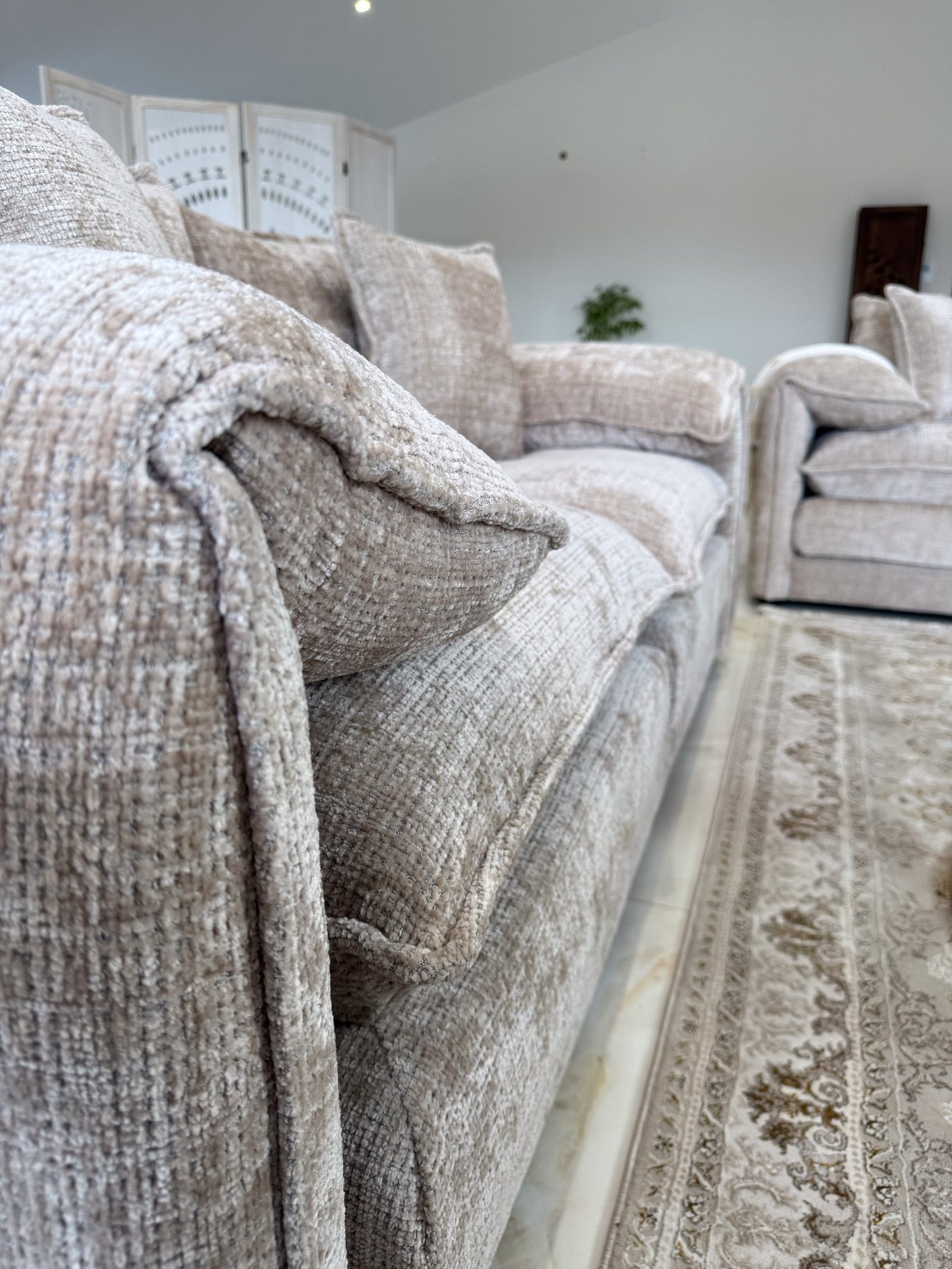 Solaya Sofa Beige 3 Seater - Image 8