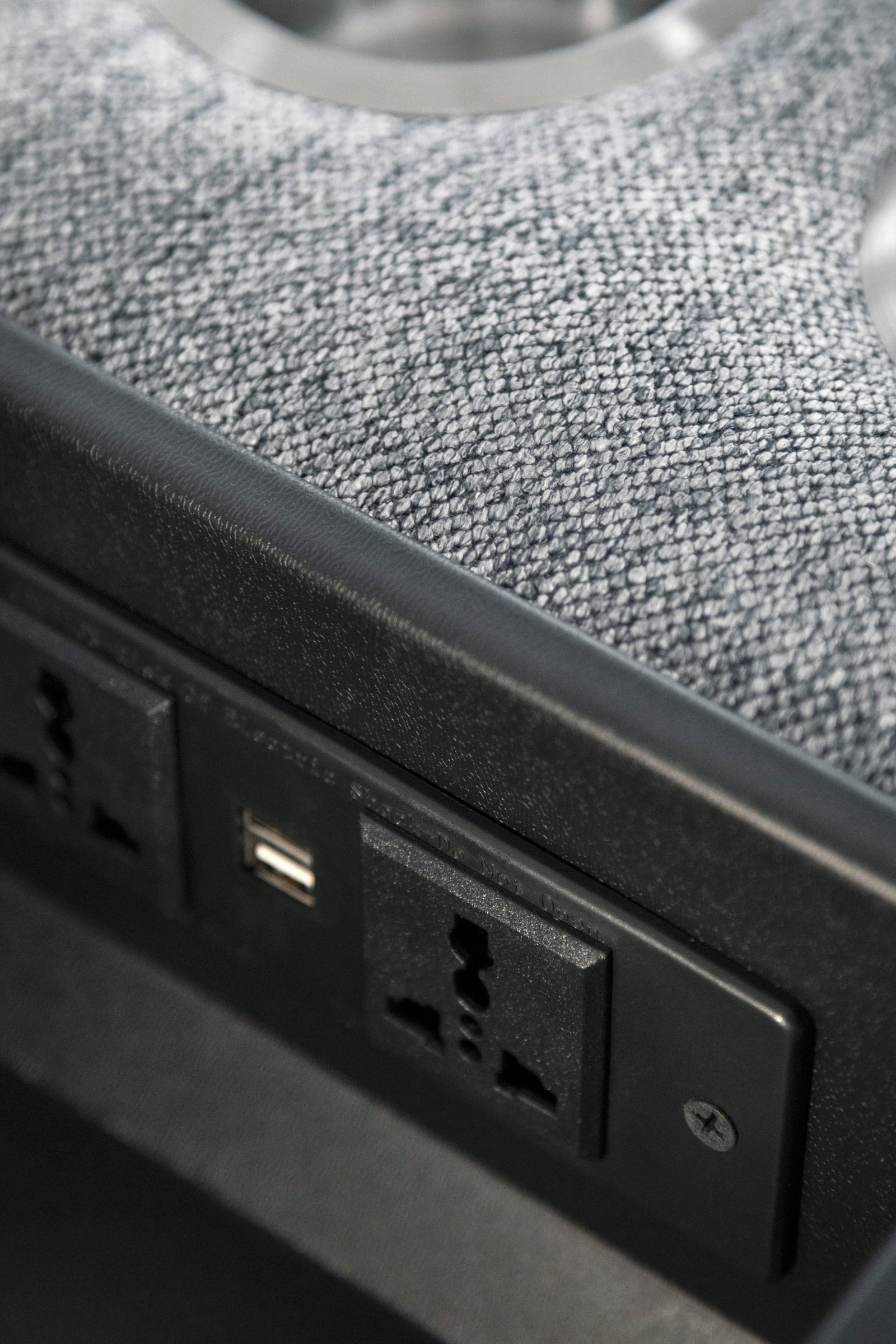 Linden Electric Recliner Sofa Grey 2 Seater - Image 5